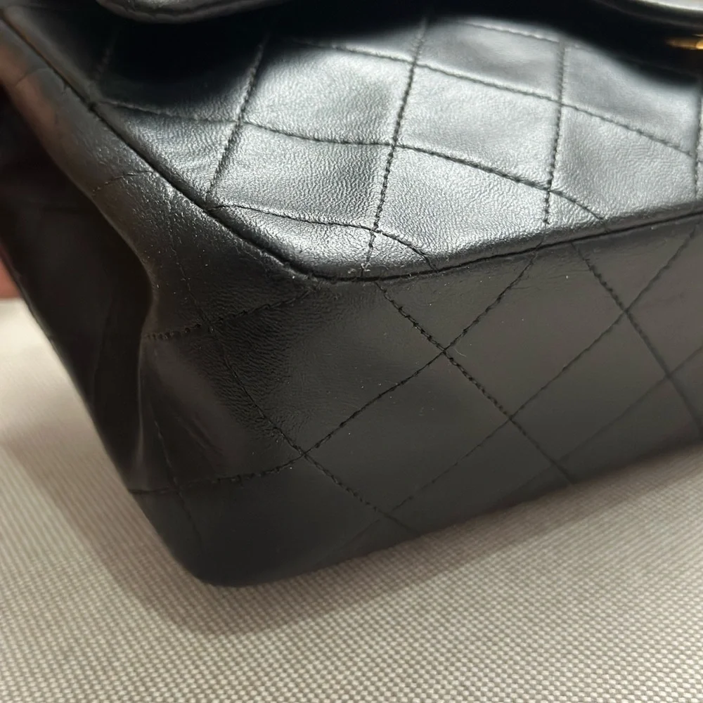 ❌ SOLD ❌ CHANEL VINTAGE Small Classic Flap 24K Gold - Picture 6 of 16